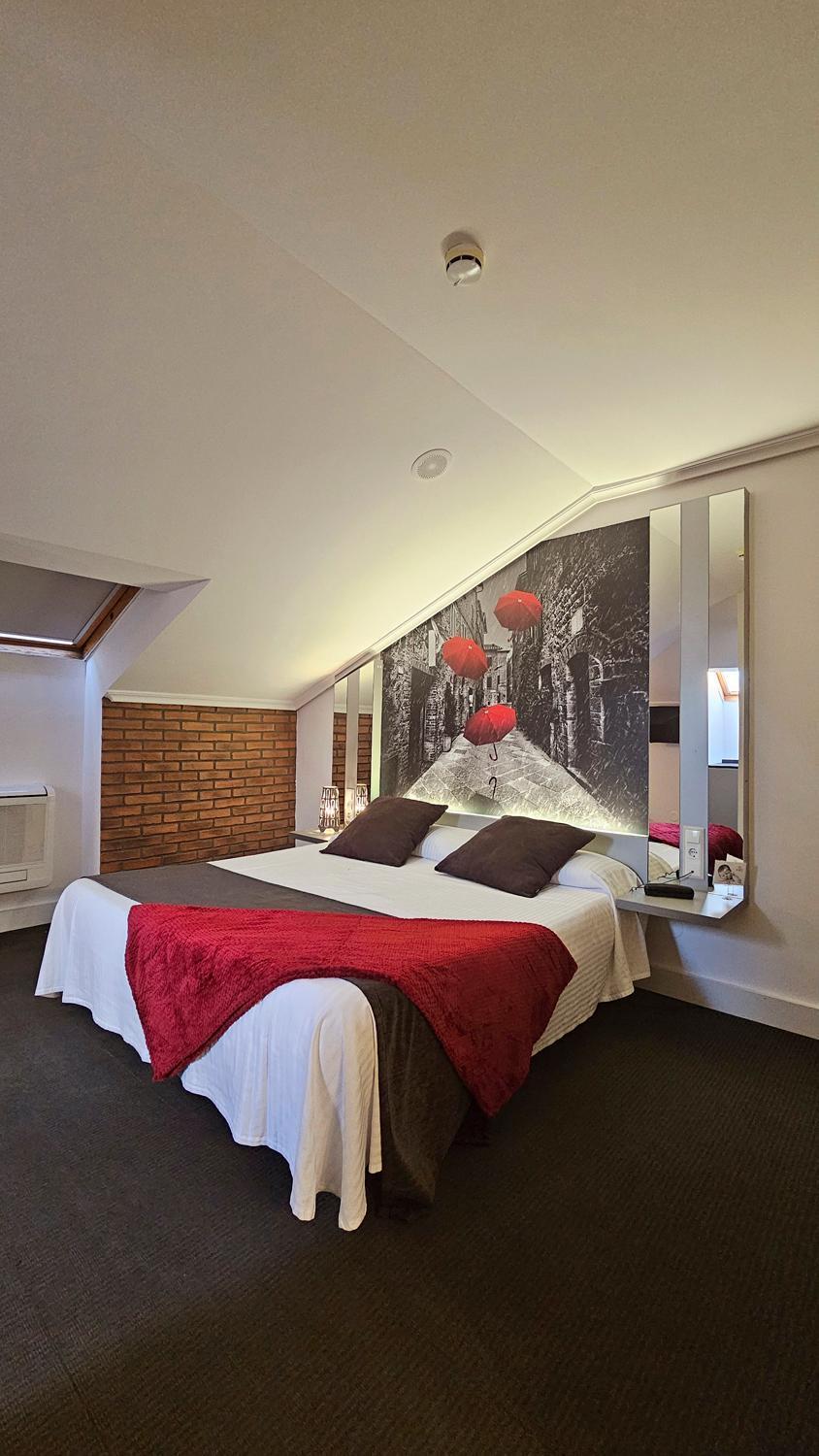 Hotel Spa El Muelle De Суансес Экстерьер фото